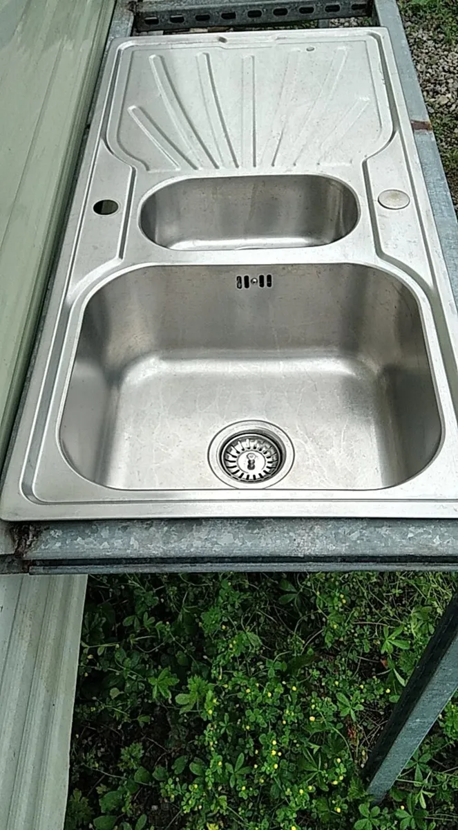 Kitchen sinks - Image 2