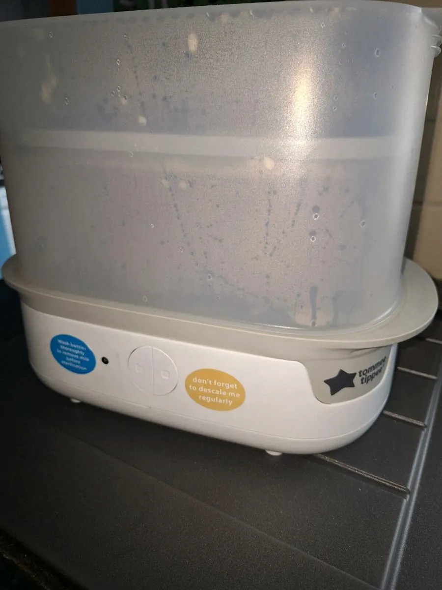 Baby bottle steriliser - Image 1