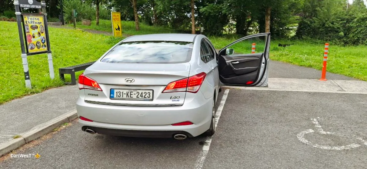 Hyundai i40 Executive - Image 2
