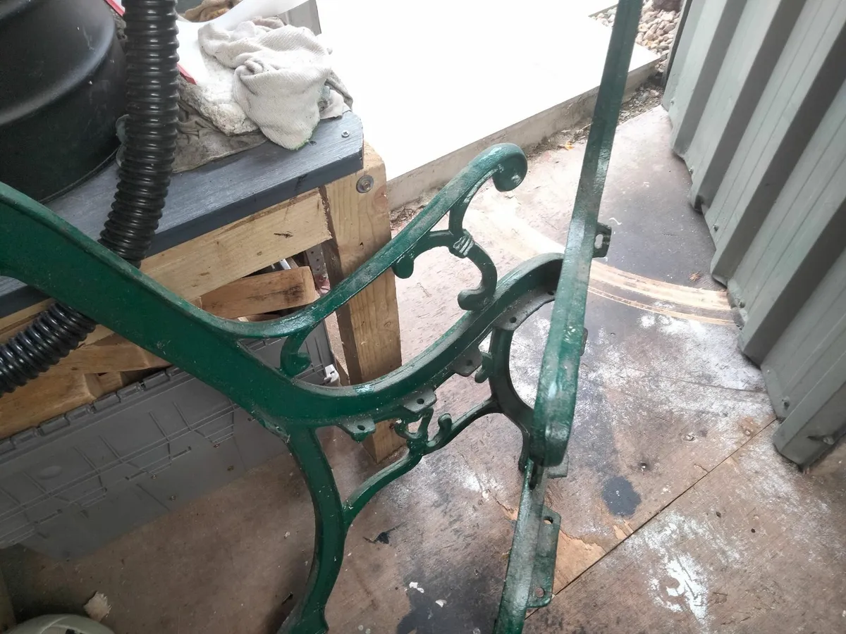Cast iron seat ends - Image 2