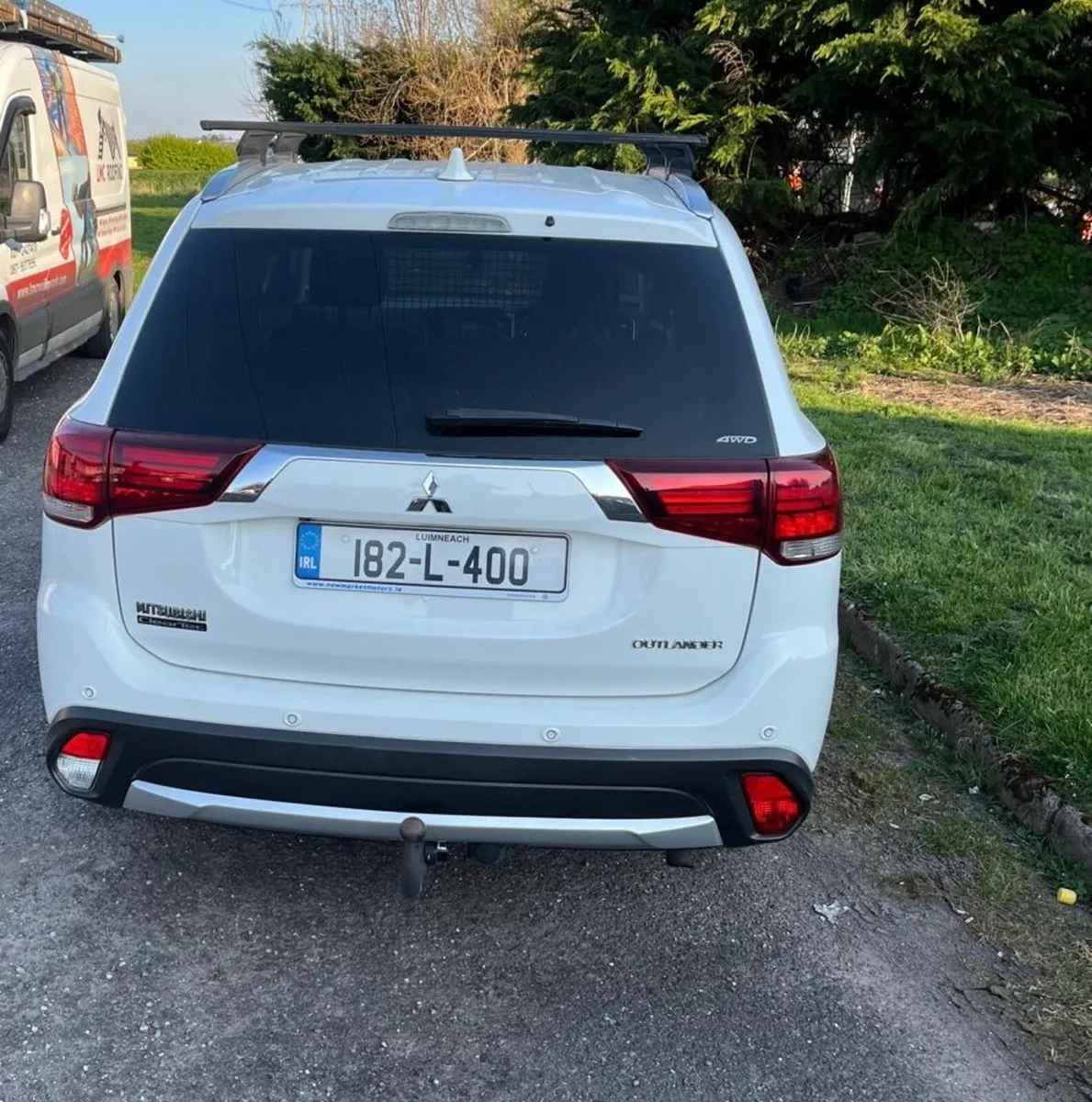 2018 Mitsubishi outlander - Image 4