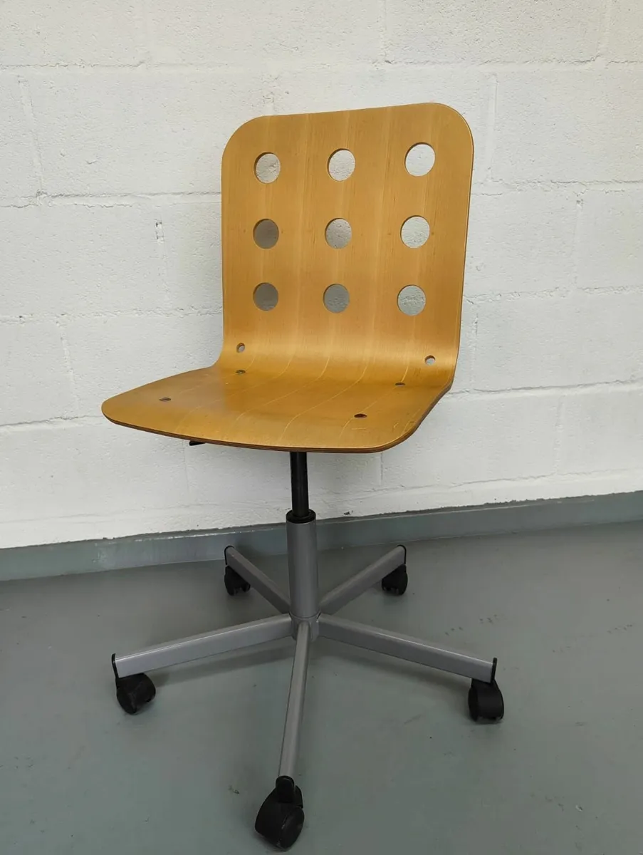 Chair - Image 1
