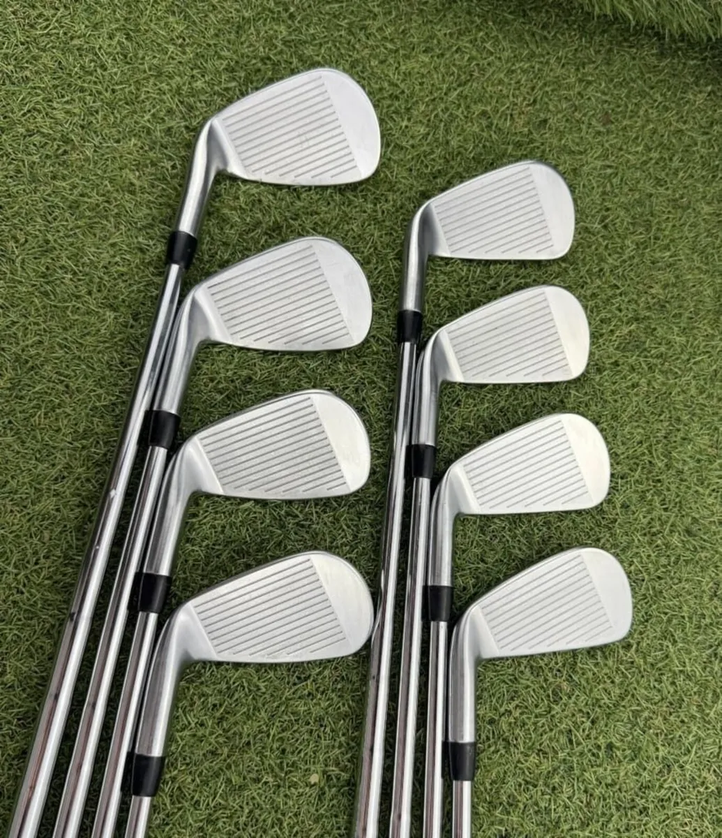TITLEIST T200 2023 IRONS / 4-PW-AW / STIFF - Image 3