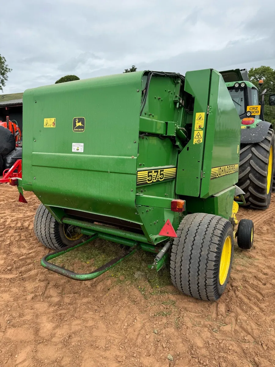 John Deere 575 - Image 2