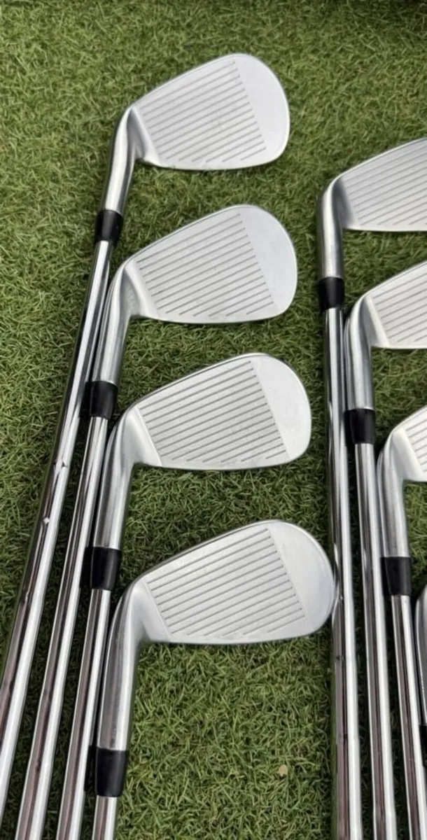 TITLEIST T200 2023 IRONS / 4-PW-AW / STIFF - Image 4