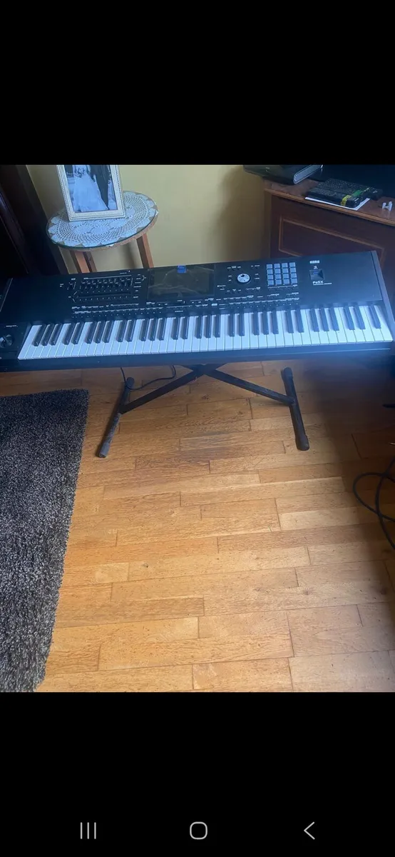 Korg  pa5x keyboard - Image 2