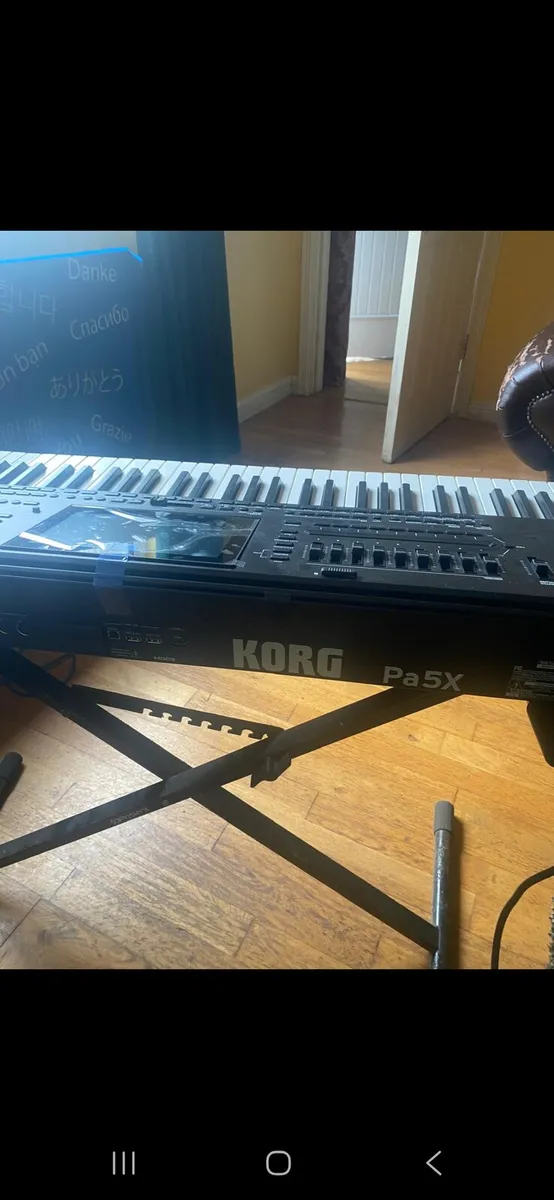 Korg  pa5x keyboard - Image 3