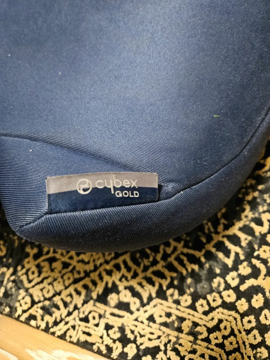 Car seat - Image 4