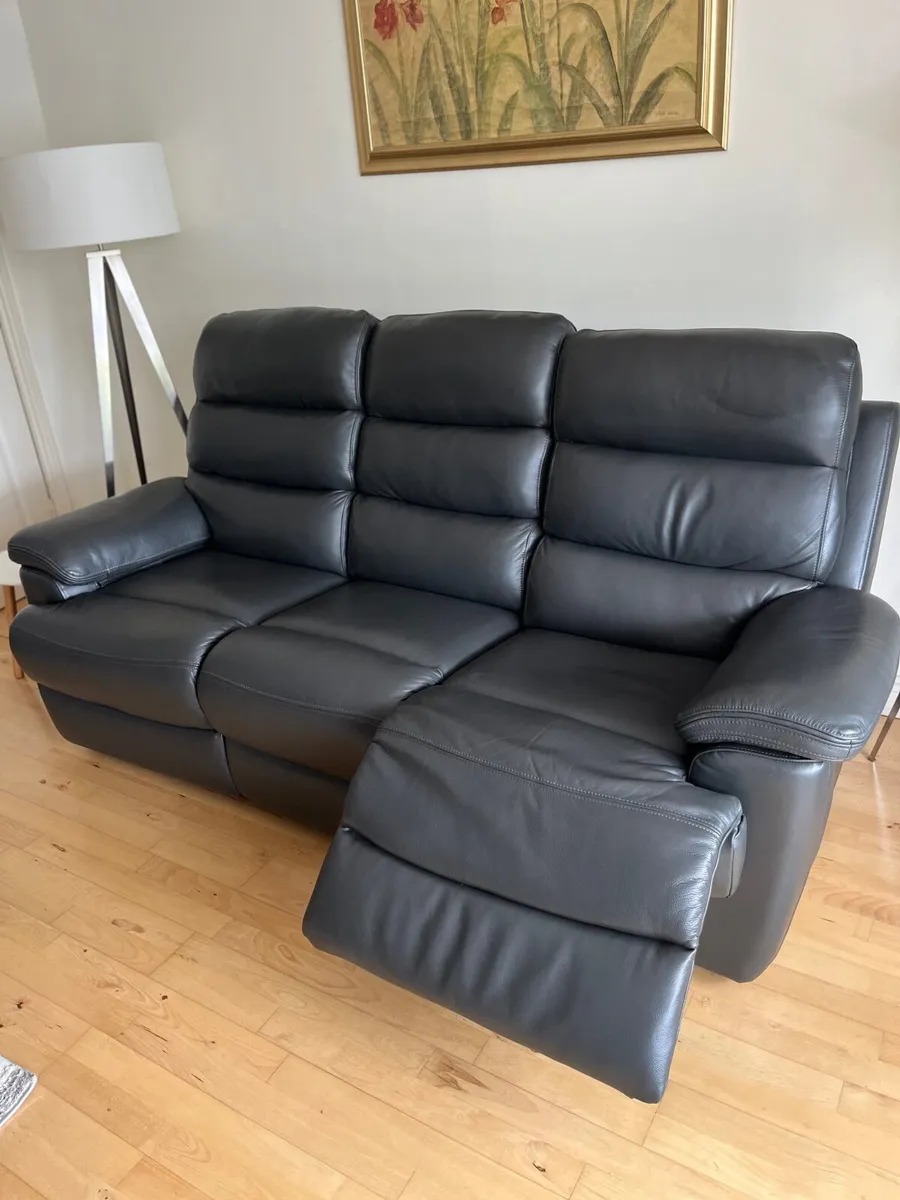 Sofa - Image 4