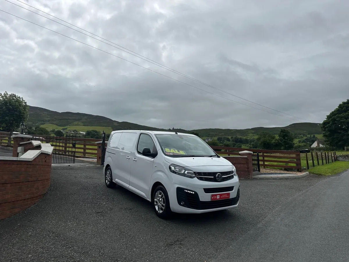 Vauxhall Vivaro sportif 2022 - Image 1