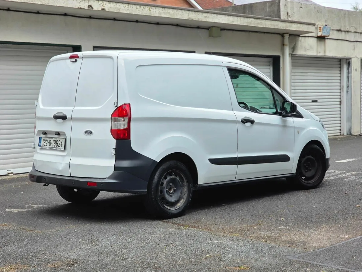 Ford Transit 2018 DOE 12/25 Tax 02/26 - Image 3