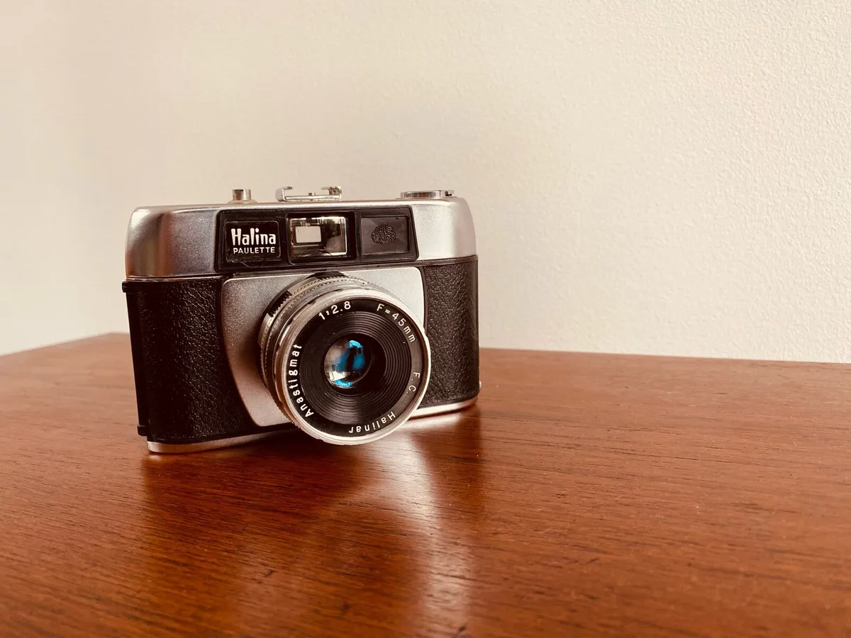 Vintage Camera - Image 1