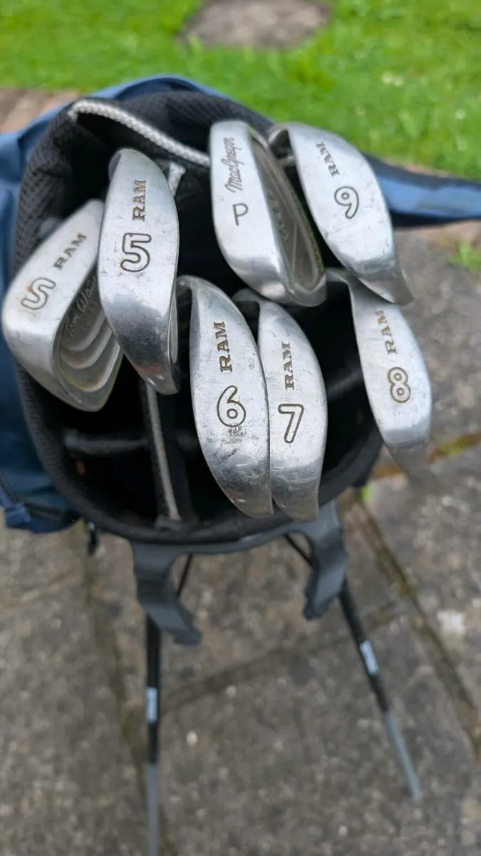Golf Clubs (Old Set, would suit a beginner) - Image 2