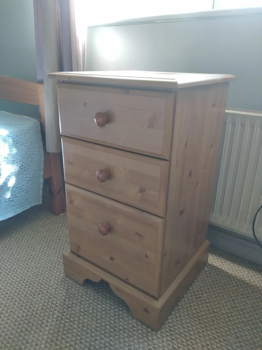 bedroom furniture - Image 3