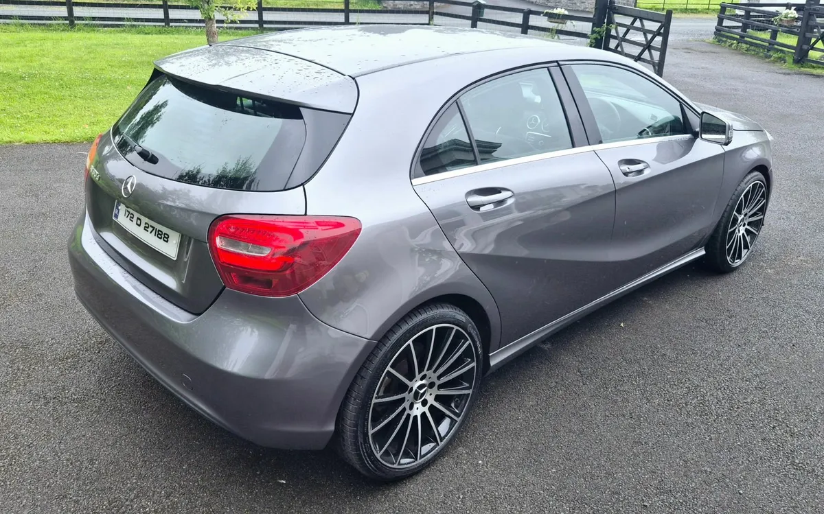 ☆172 Mercedes A180d Low Miles☆ - Image 2