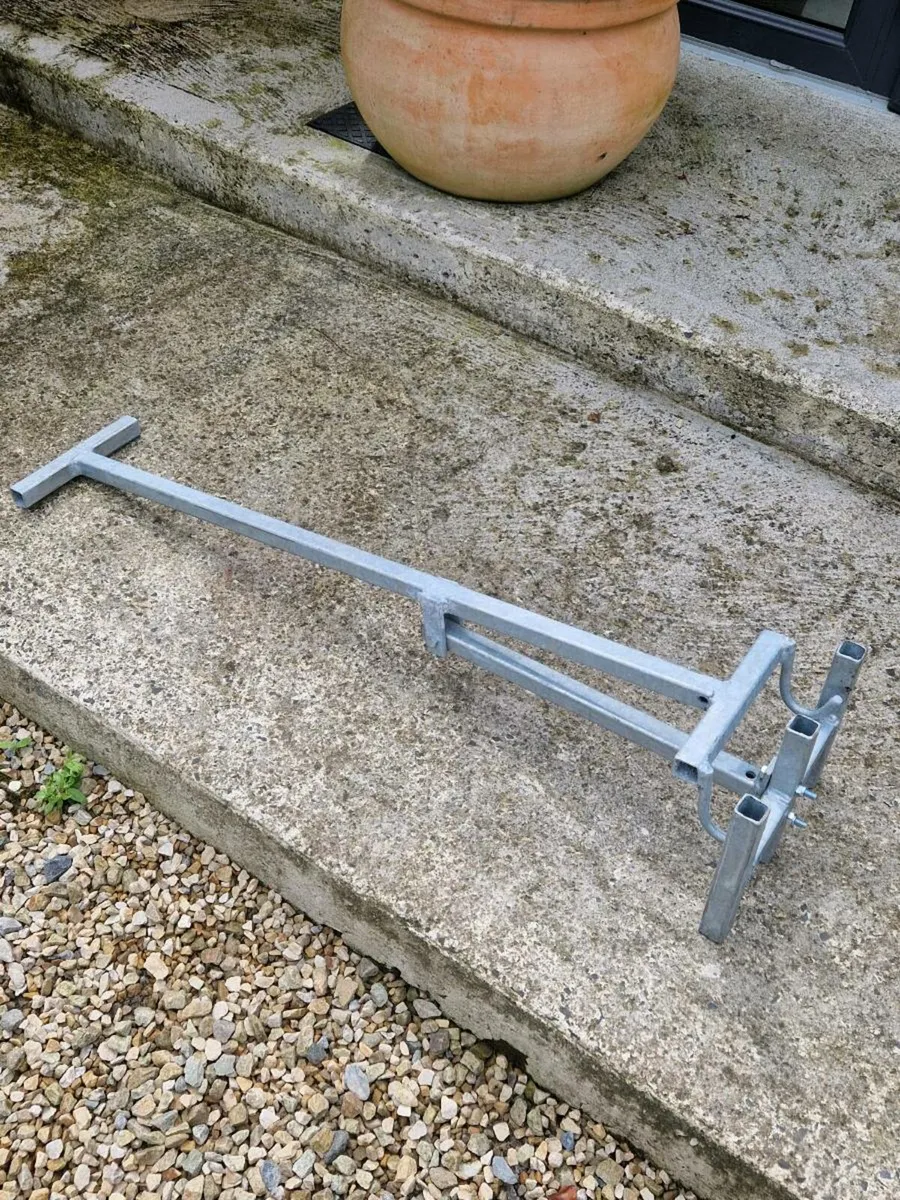 Wheelie bin compactor - Image 3