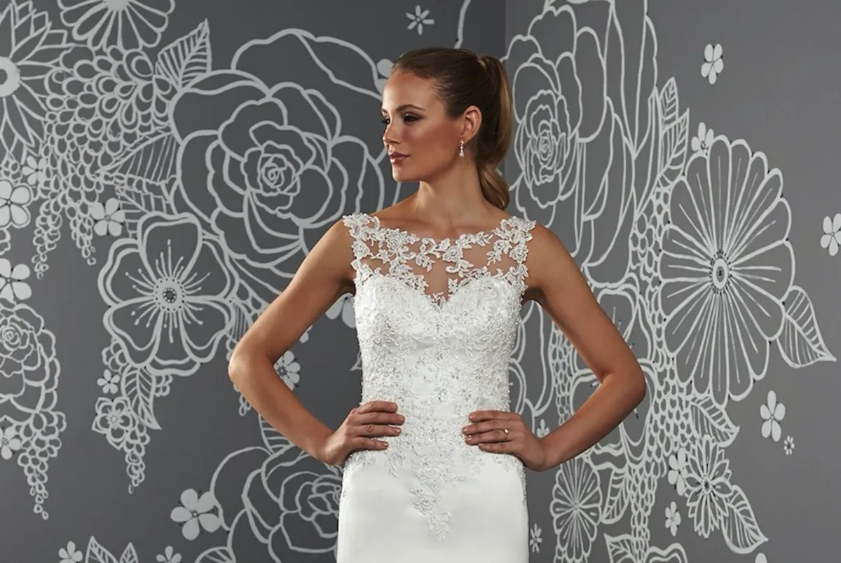 Brand new (with tags) Wedding dress - Image 3