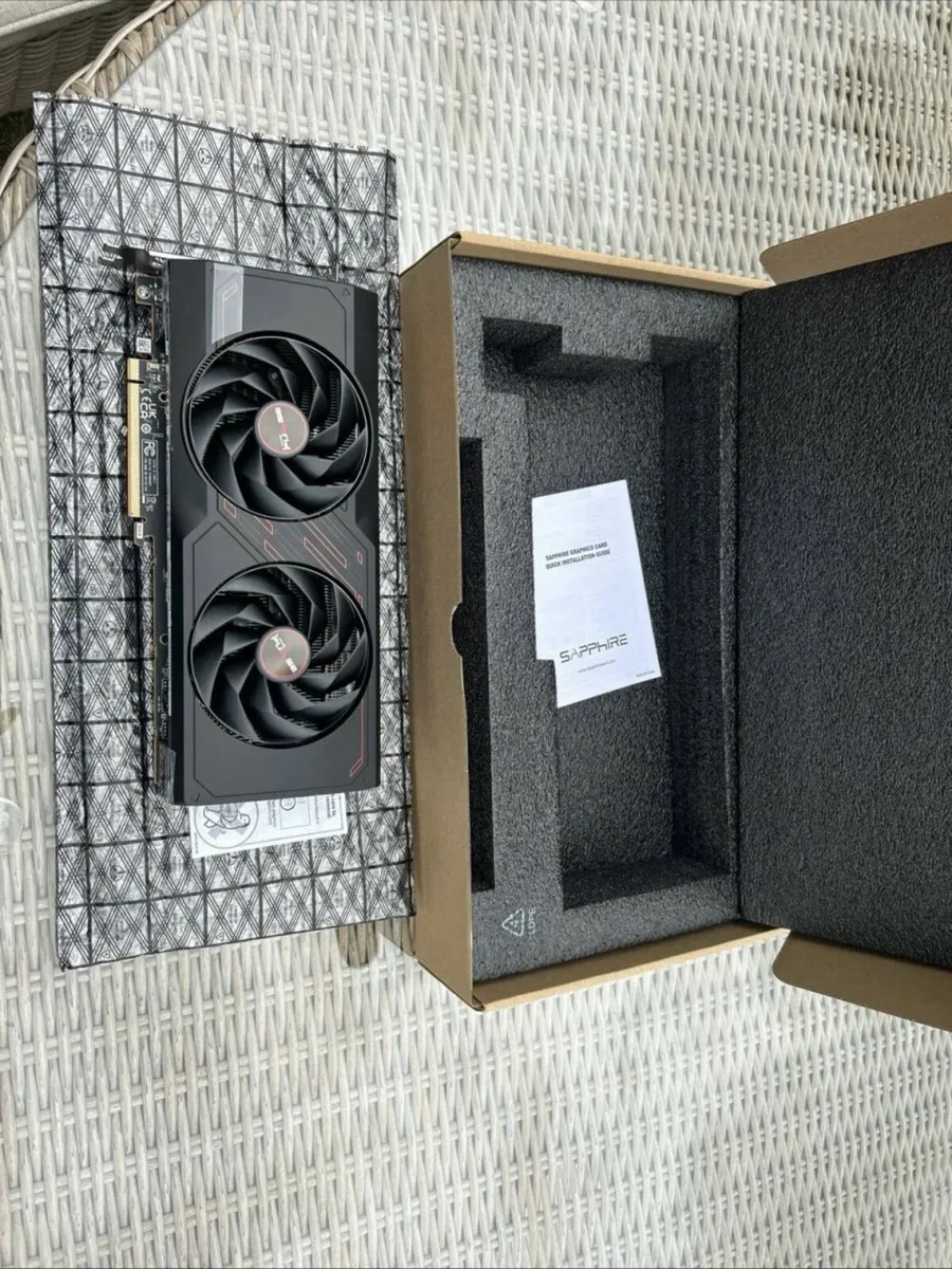 Amd Radeon Rx 7800 Xt Sapphire Pulse 16gb - Image 2
