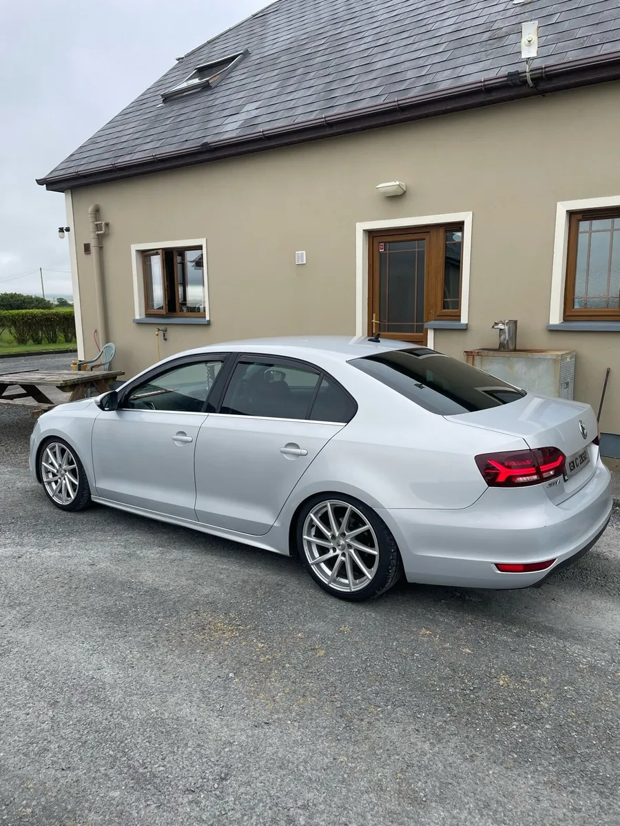 Volkswagen Jetta mk6 2013 - Image 3