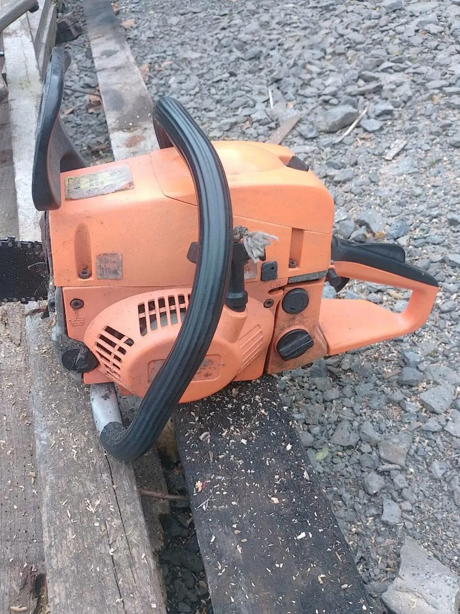 Can post! 50cc chainsaw 18" - Image 3
