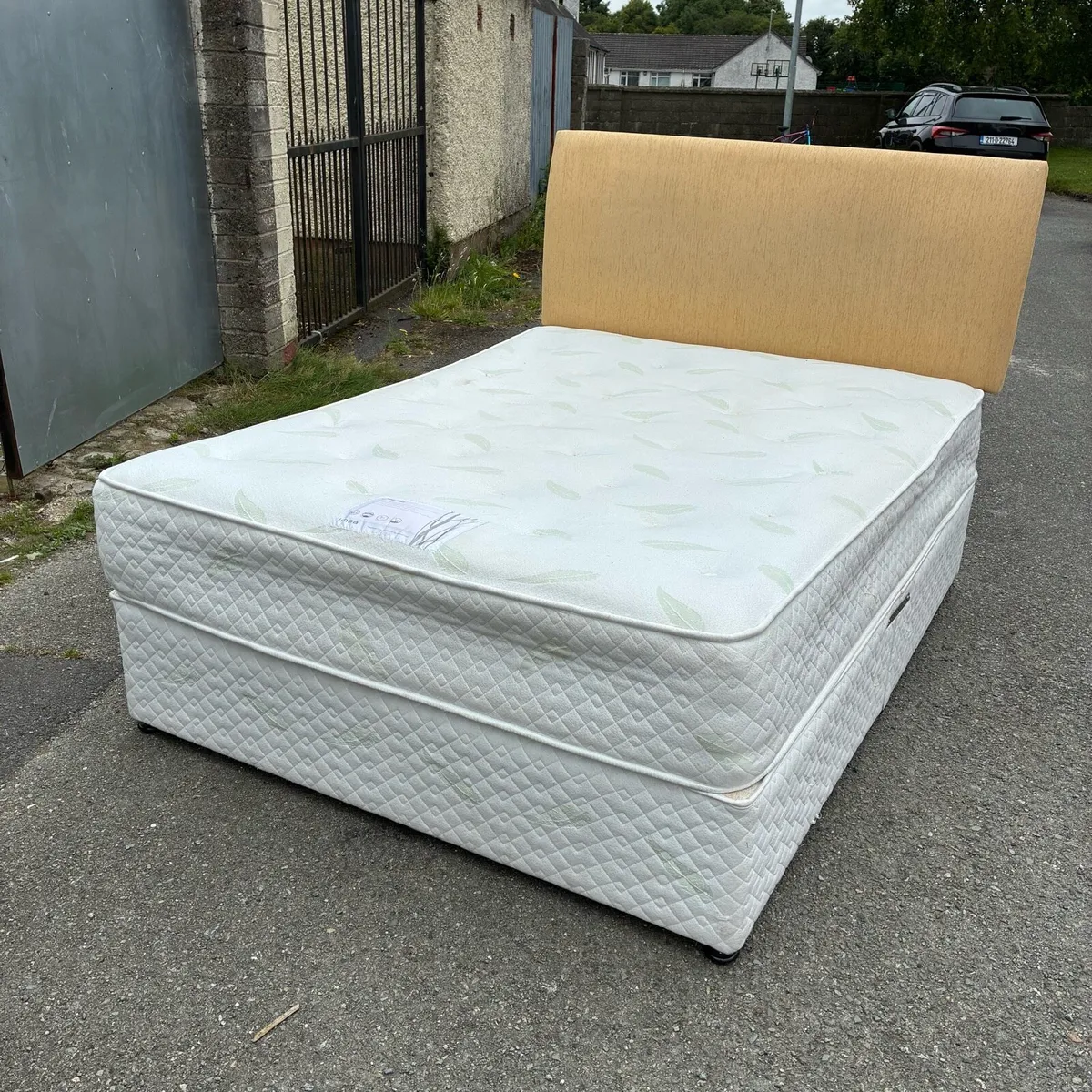5ft King Bed - Image 1