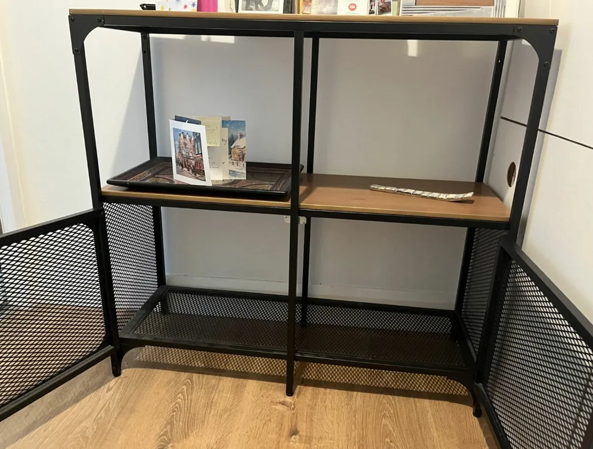 Cabinet - Image 3