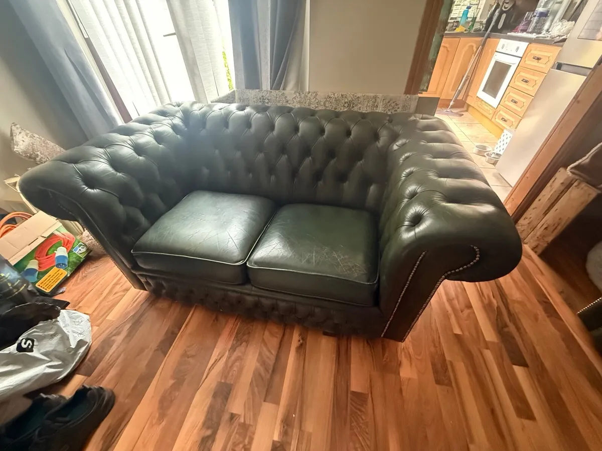 Green chesterfield set - Image 1