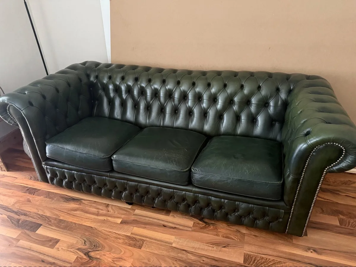 Green chesterfield set - Image 3