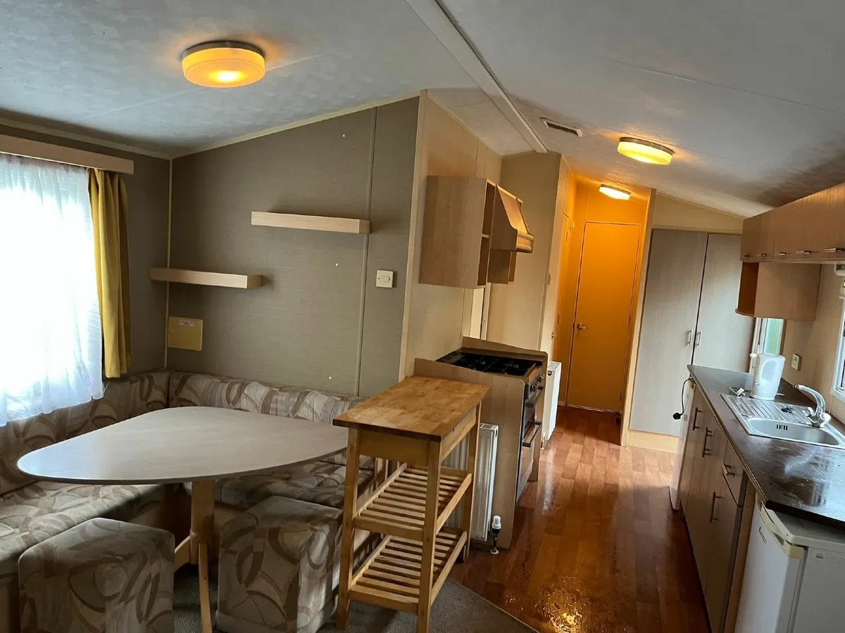 Mobile home 2-bed - Willerby Salsa 35/12/2 - Image 4