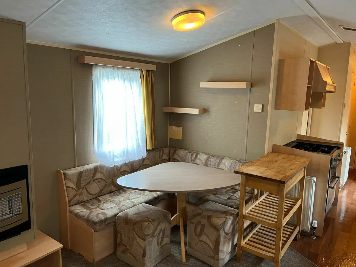 Mobile home 2-bed - Willerby Salsa 35/12/2 - Image 4