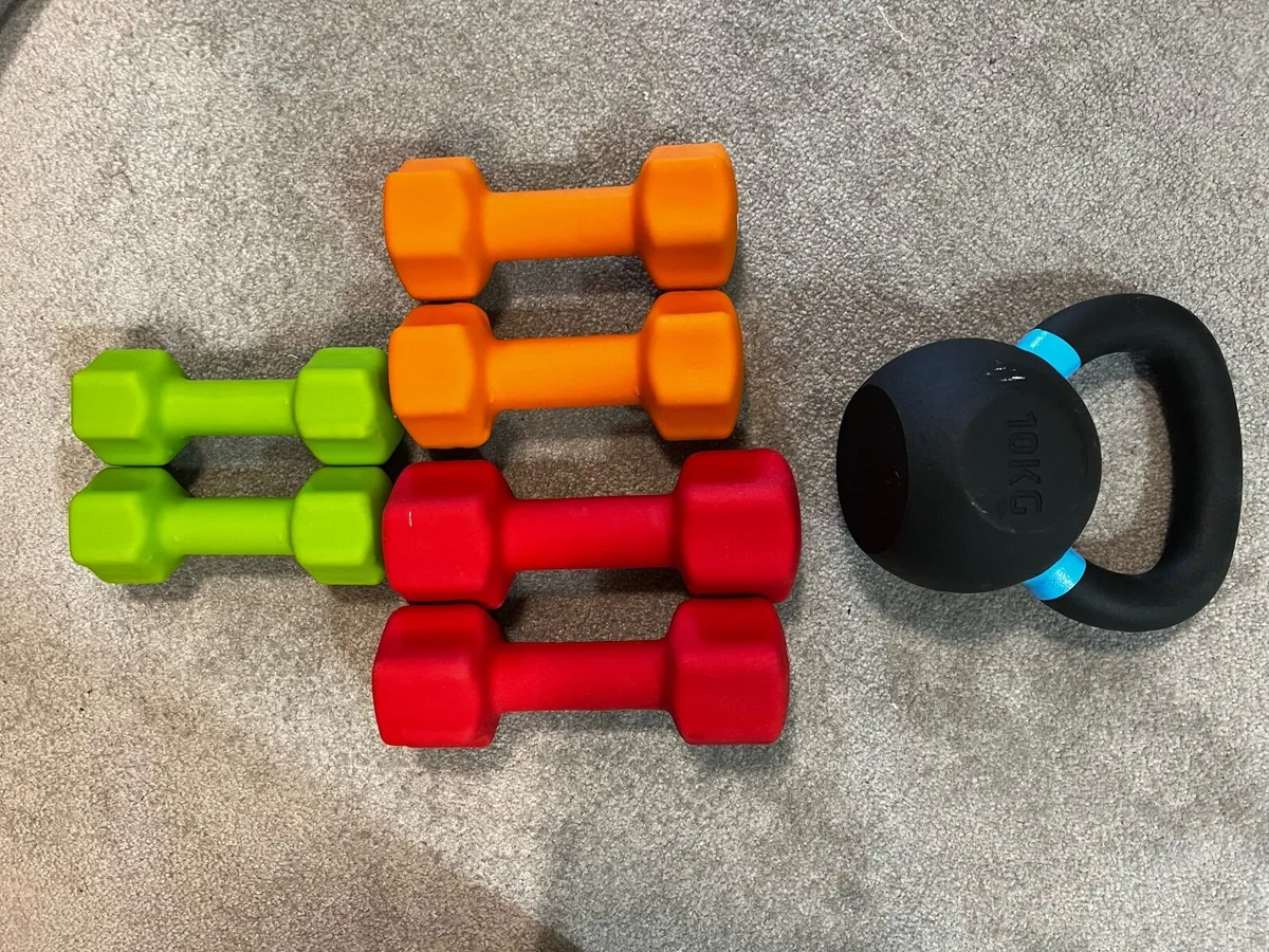 Hit Fitness  Cast Iron Kettlebell and Dumbbells - Image 4