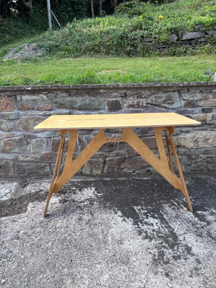 Solid wood desk - Image 1