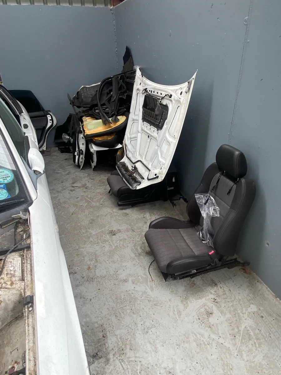 Subaru legacy Rolling Shell - Image 4