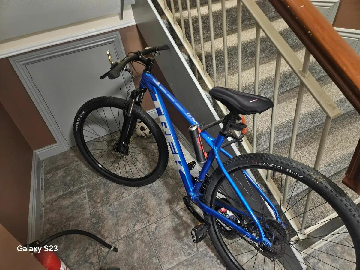 Trek marlin 4 size M/L - Image 3