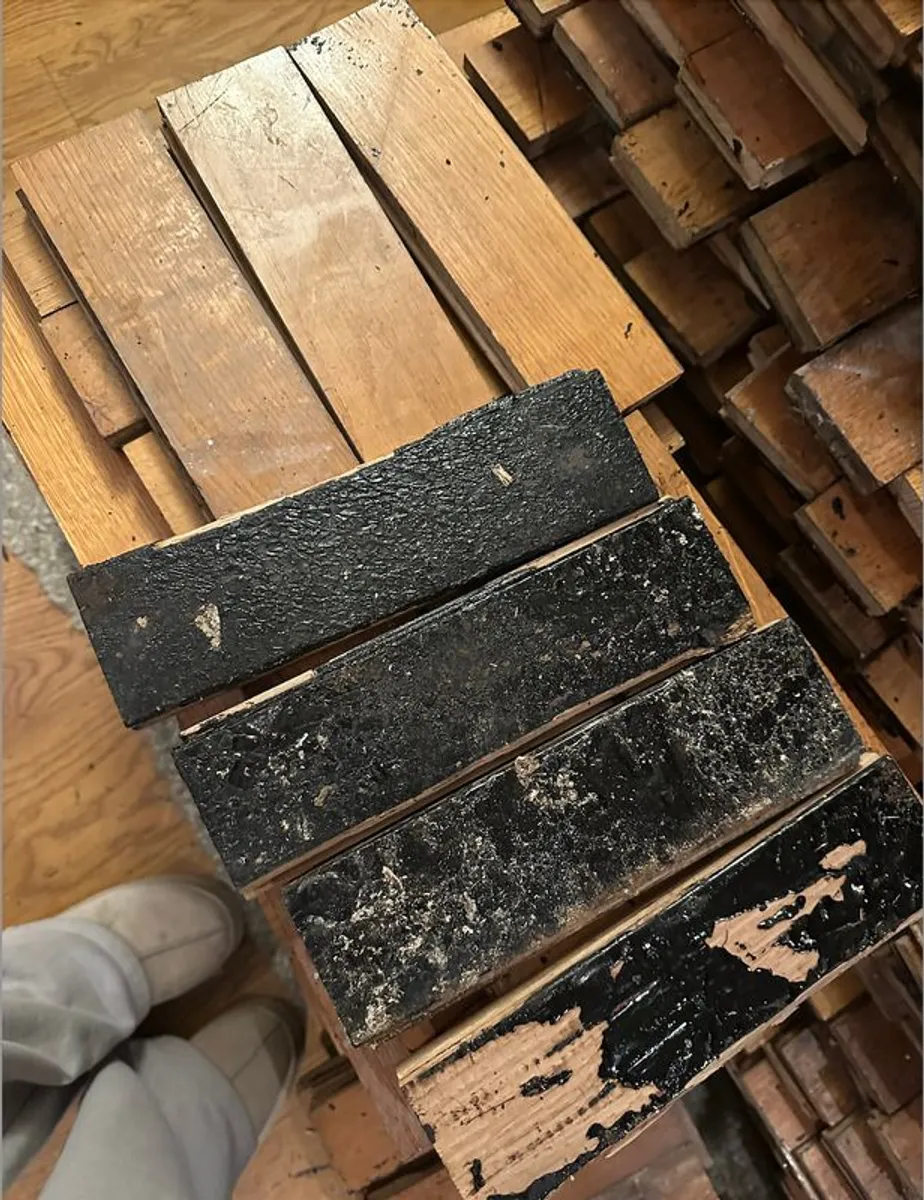 Reclaimed Oak Parquet Flooring - Image 4