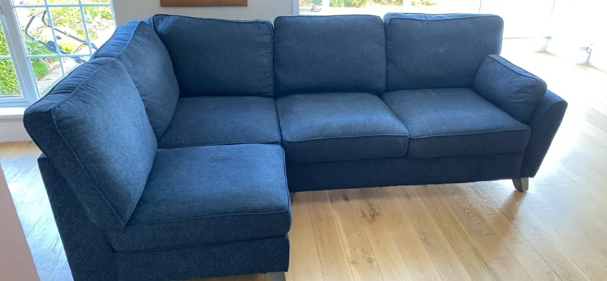 Corner Couch - Image 1