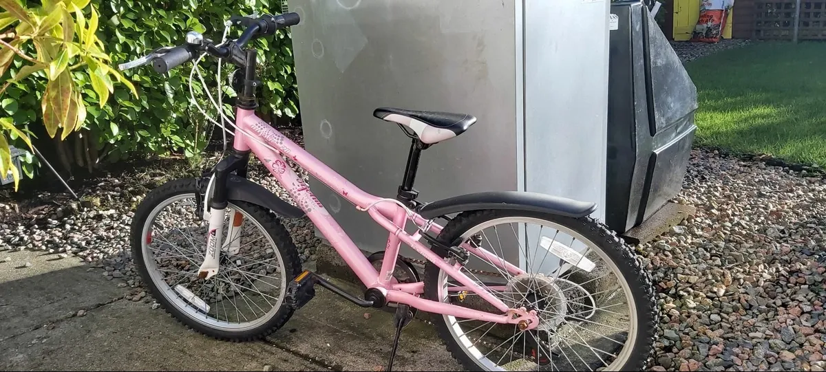 Childs bicycle - Image 3