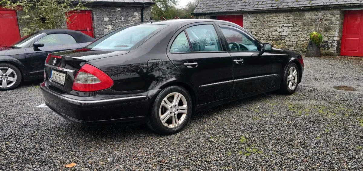 E220 avantgarde Mercedes 2.1 diesel auto - Image 4