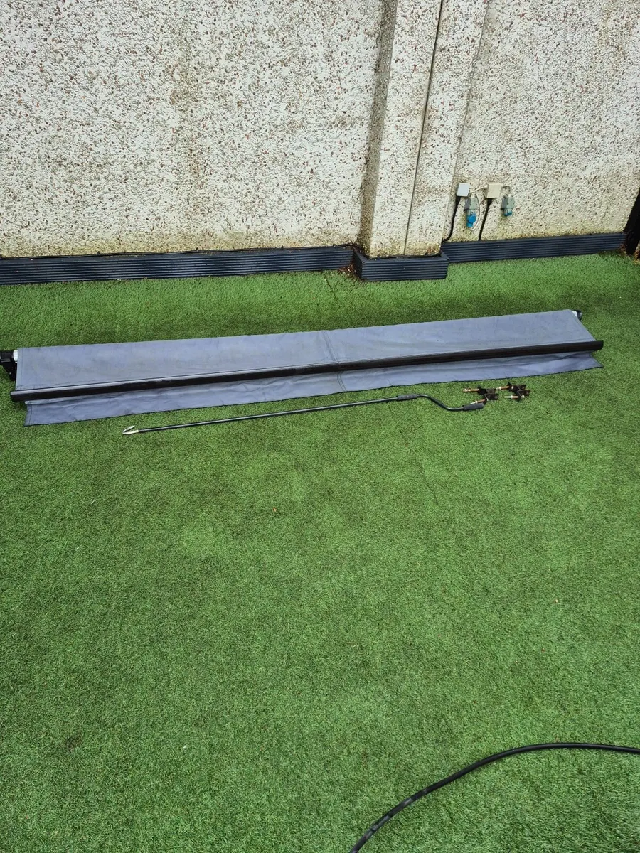 Awning - Image 2