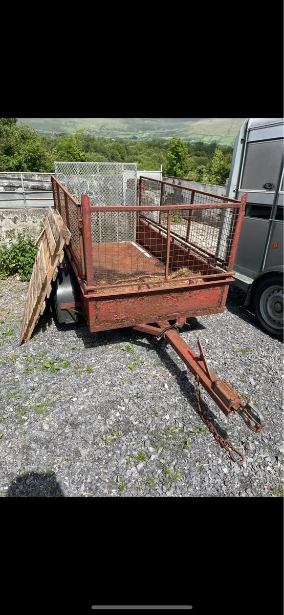 Trailers - Image 1