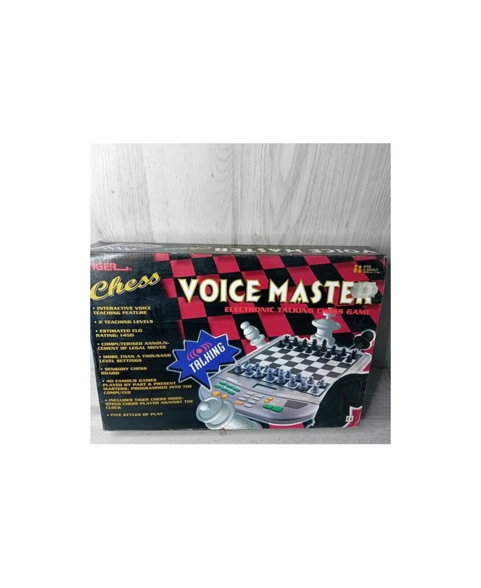 VOICE MASTER CHESS 1998 NEW - RARE RETRO