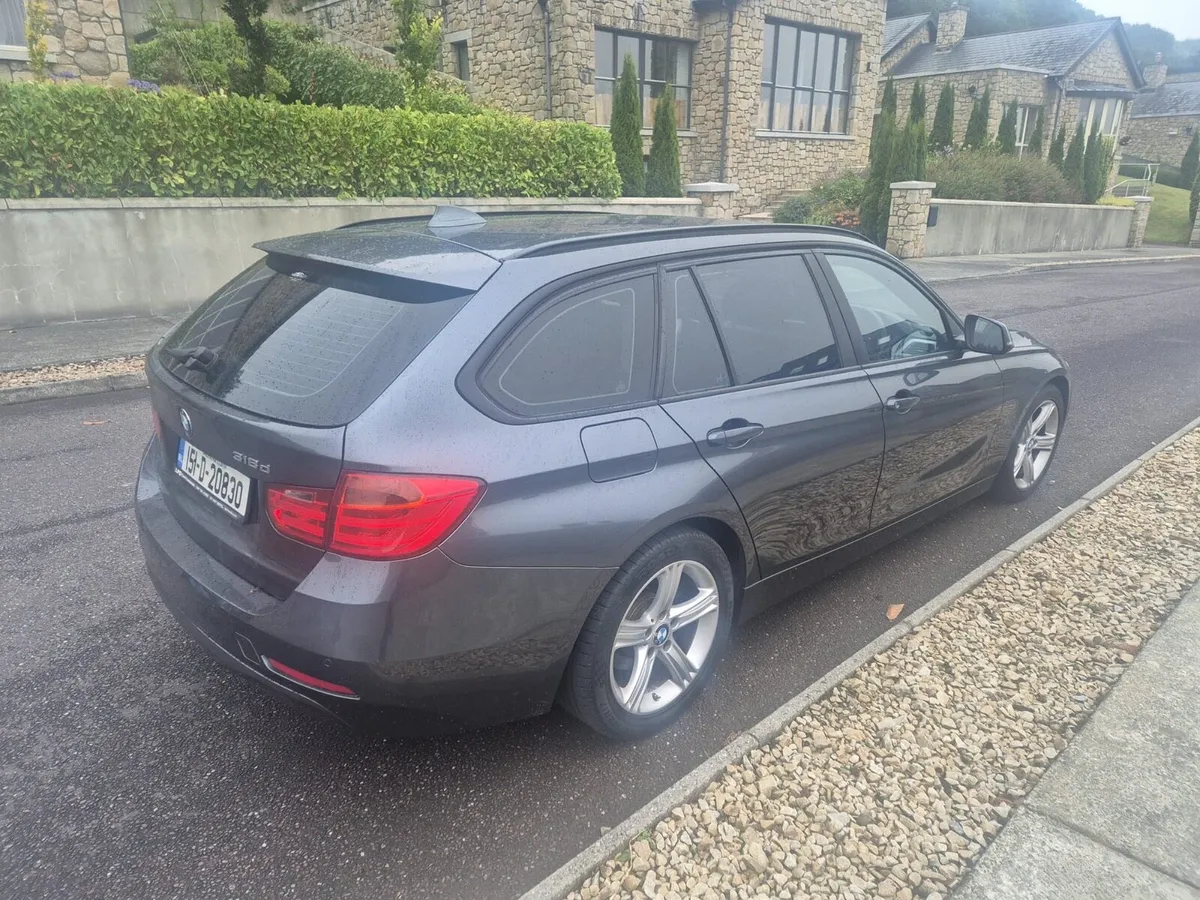 BMW 318  SE Diesel Estate (new BMW fitted engine) - Image 1