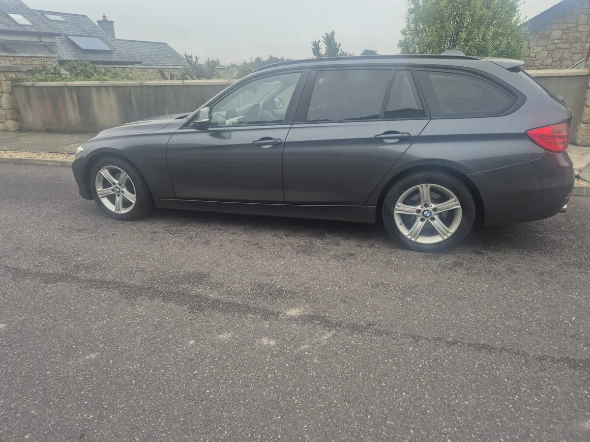 BMW 318  SE Diesel Estate (new BMW fitted engine) - Image 2
