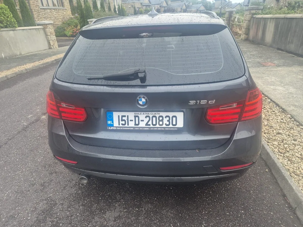 BMW 318  SE Diesel Estate (new BMW fitted engine) - Image 3