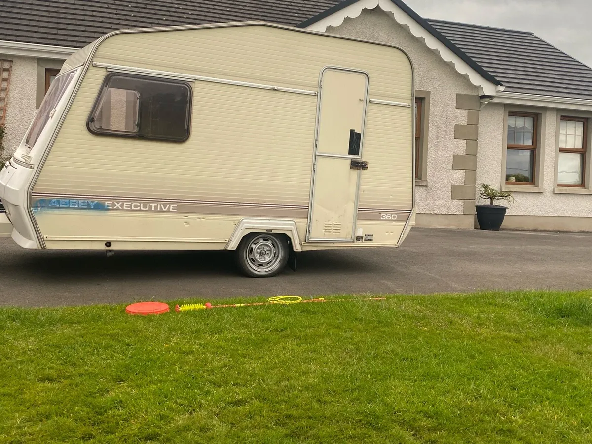 Caravan - Image 2