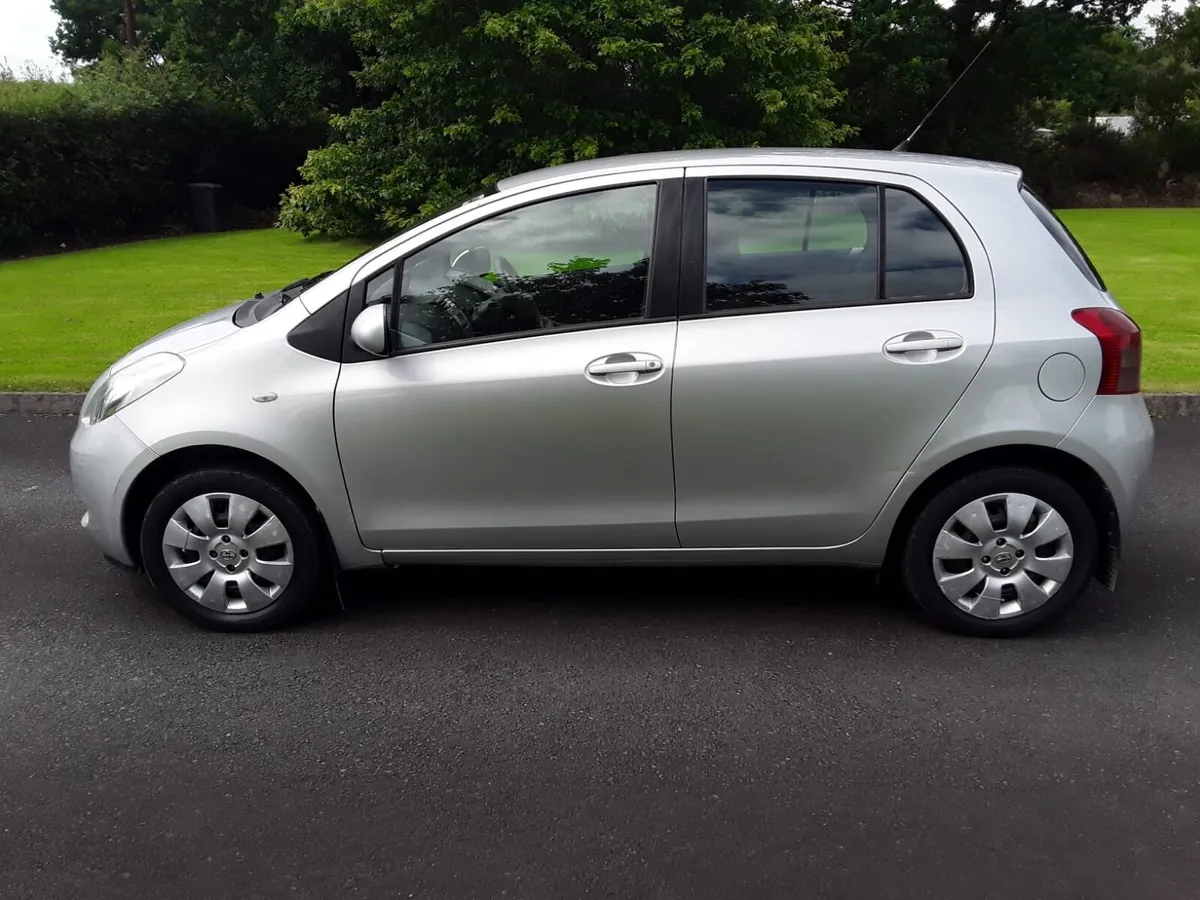 2009 Toyota Yaris 1.0 Luna Only 82KMS - Image 3