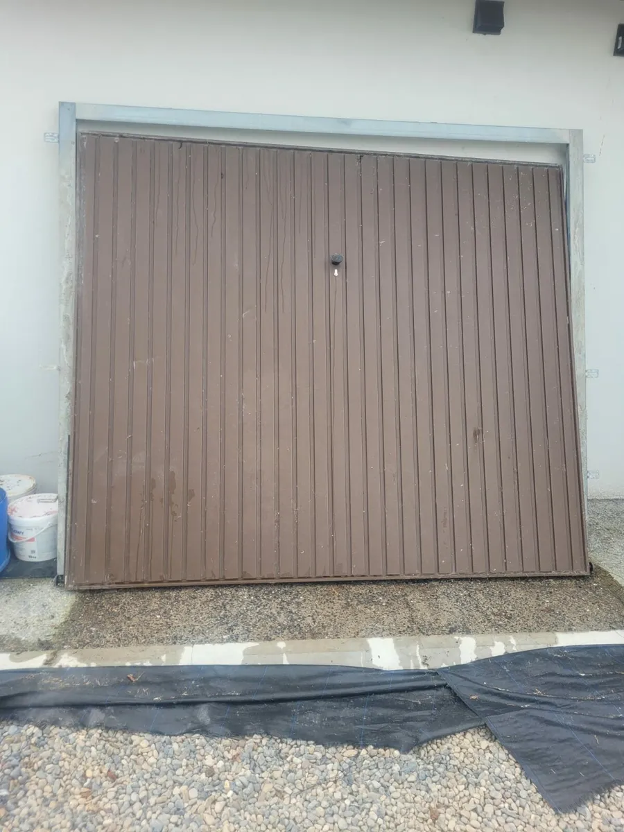 Garage gate - Image 1