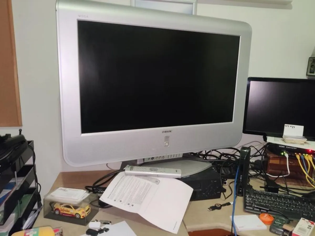 Vintage Sony Wega Tv - Klv-l32m1 - Image 1
