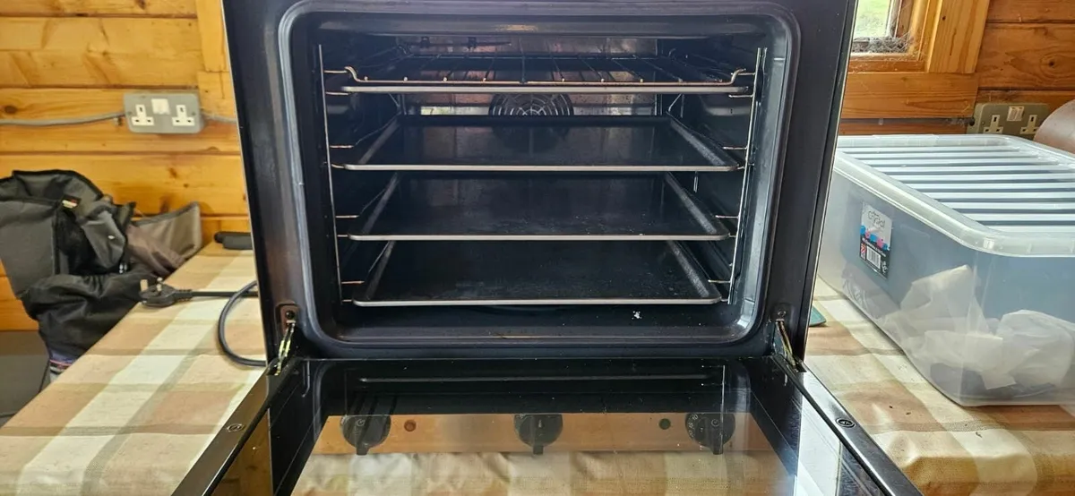 Smeg 4 Tray Convenction - Image 1