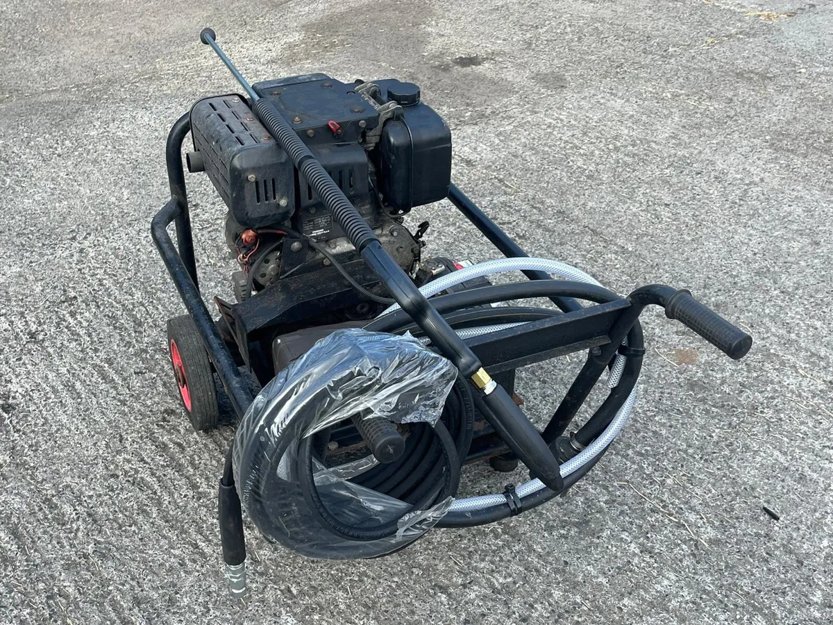 Diesel Engine Power Washer - Image 3